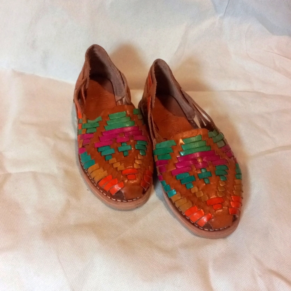 Leather Multi Color Huaraches NWOT Size 2
